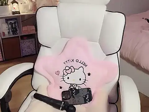 keelinnn19 online show from 01-06-26, 08:13