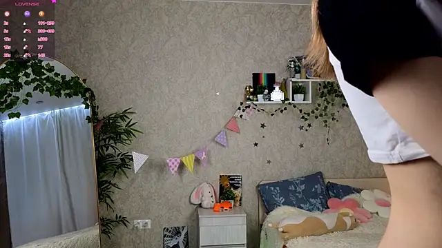 AnnyiBlue online show from 03-25-26, 12:37