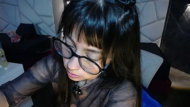 sophiaa 7 online show from 03-02-26, 06:48