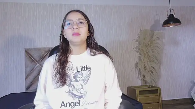 Snapshot of angeles_azul chatting on 07-10-26, 03:56 angeles azul online show from 07-10-26, 03:56