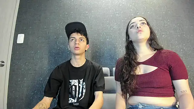 NickandAbby  online show from 02-06-26, 07:21