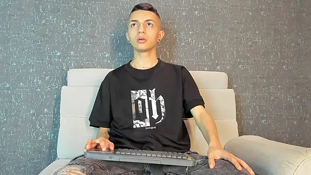 NickandAbby  online show from 09-20-25, 03:00