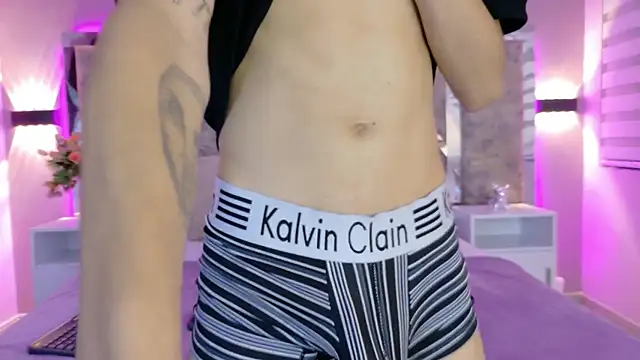 NickandAbby  online show from 10-27-25, 12:28