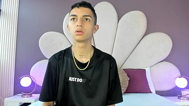 NickandAbby  online show from 04-13-26, 08:13