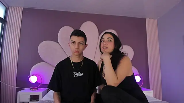 NickandAbby  online show from 06-01-26, 09:36
