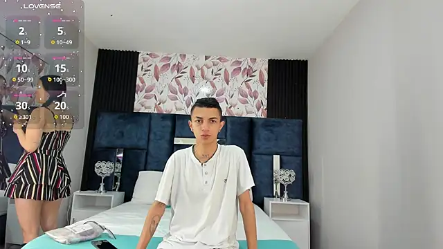 NickandAbby  online show from 09-17-25, 11:34