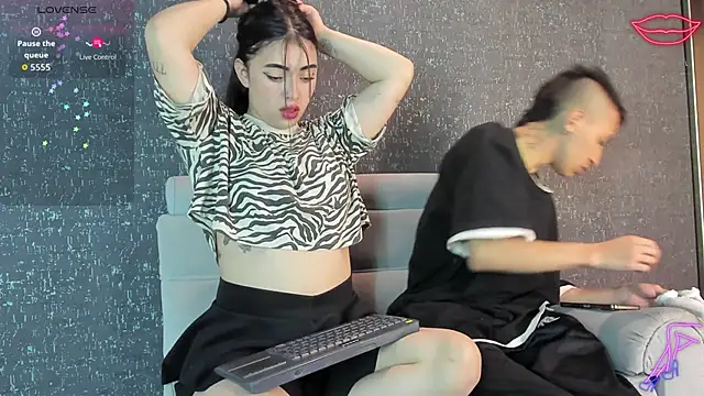 NickandAbby  online show from 09-24-25, 12:00