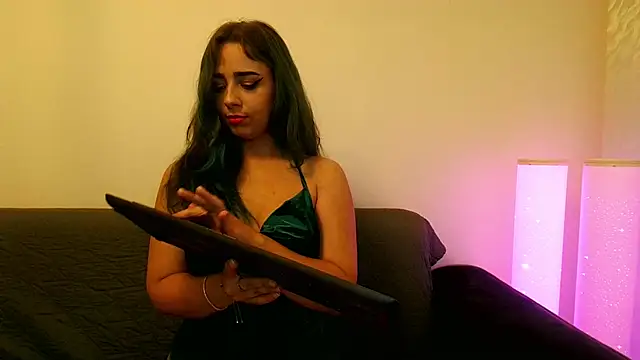 AlanaMilani  online show from 05-29-26, 01:22