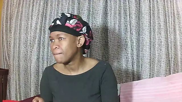 KittyMilfx3 online show from 10-02-25, 08:18