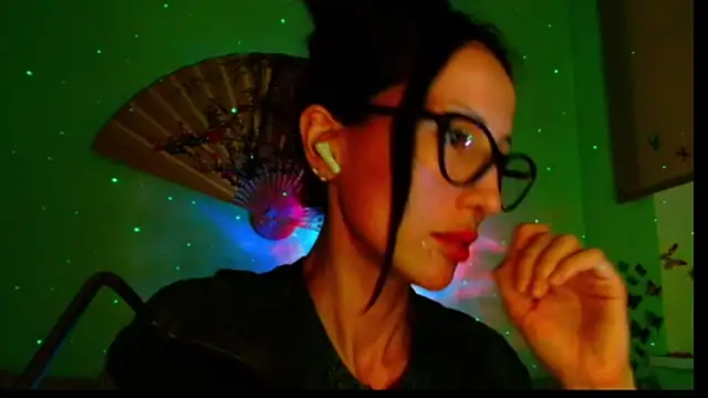 KiotoShine online show from 11-02-25, 07:41