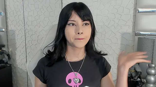 Snapshot of TatiLee chatting on 02-28-26, 03:44 TatiLee online show from 02-28-26, 03:44