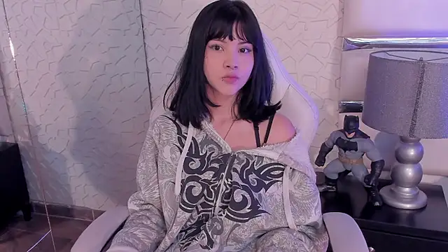 TatiLee online show from 03-26-26, 11:41