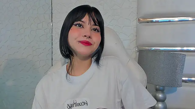 TatiLee online show from 01-16-26, 01:59