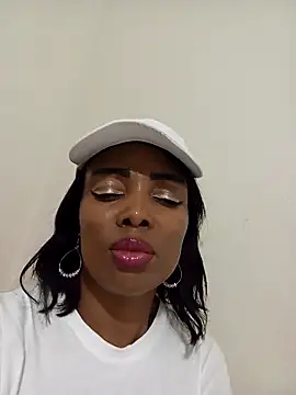 SEXYMOANSXX online show from 02-07-26, 02:36