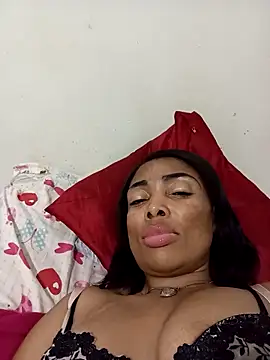 SEXYMOANSXX online show from 04-28-26, 05:50