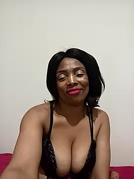 SEXYMOANSXX online show from 11-19-25, 03:45