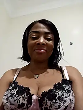 SEXYMOANSXX online show from 04-28-26, 05:45