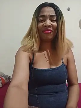 SEXYMOANSXX online show from 06-17-26, 05:40