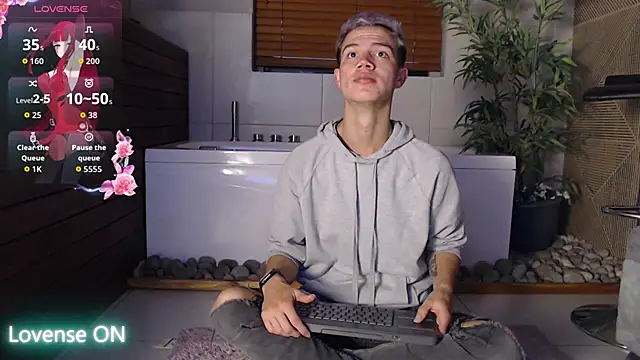 nicktorn online show from 01-08-26, 12:00