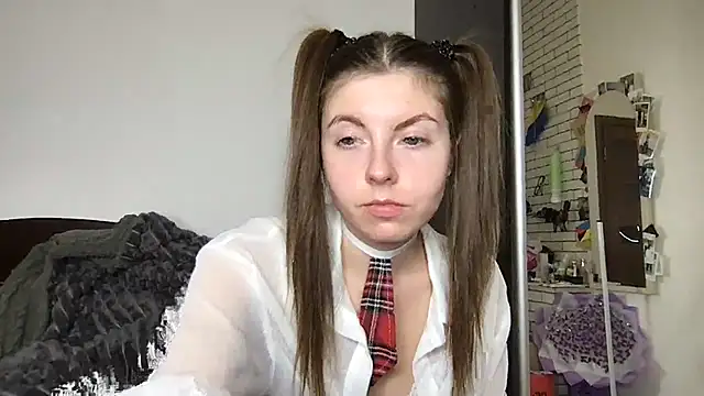 Baby Angelll online show from 02-13-26, 05:57