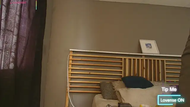 PaulEvens online show from 03-17-26, 01:47