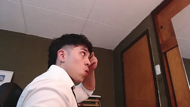 PaulEvens online show from 10-29-25, 01:10