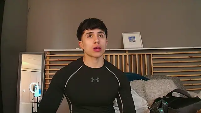 PaulEvens online show from 03-11-26, 01:27