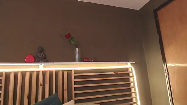 PaulEvens online show from 12-03-25, 01:21