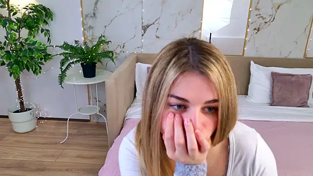 SweetyLicky online show from 05-11-26, 03:07