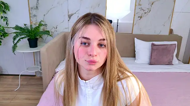 SweetyLicky online show from 05-07-26, 02:42