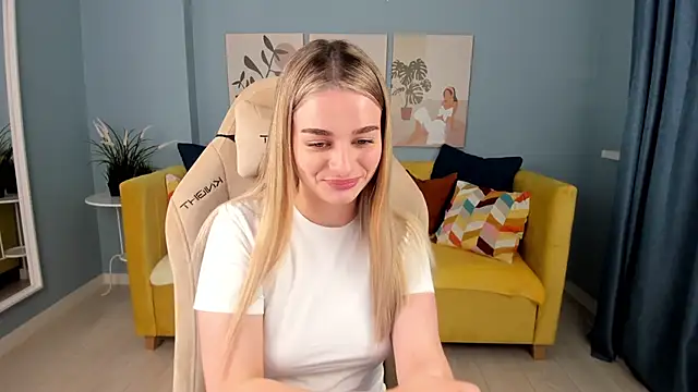 SweetyLicky online show from 10-16-25, 04:15