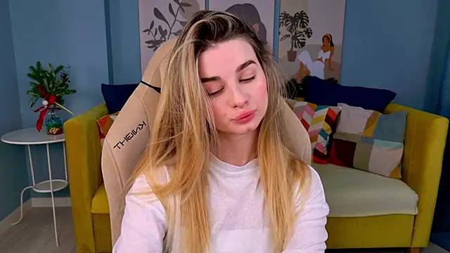 SweetyLicky online show from 01-10-26, 04:13