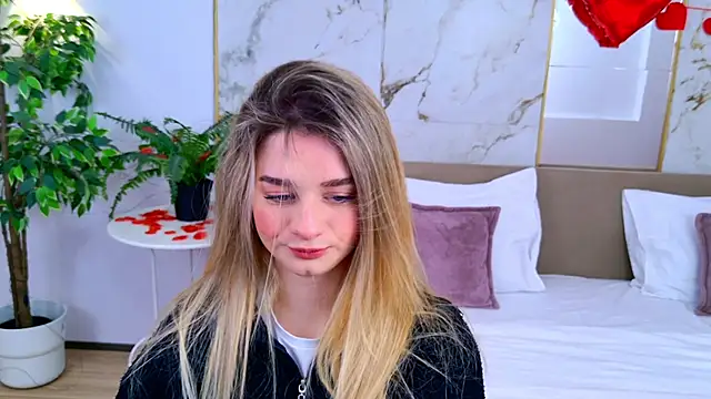 SweetyLicky online show from 02-12-26, 04:18