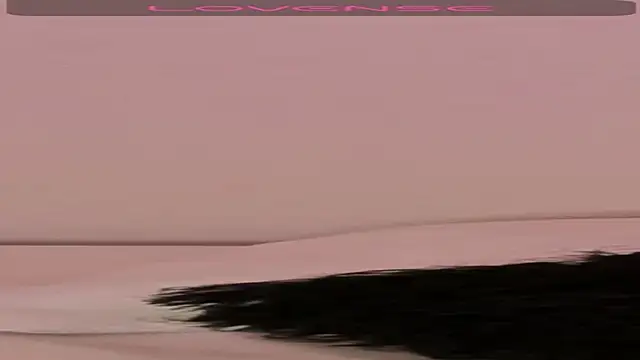 Snapshot of LeylaWoods chatting on 09-13-25, 12:49 LeylaWoods online show from 09-13-25, 12:49