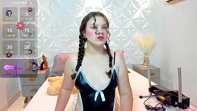 salem cute online show from 02-19-26, 07:55