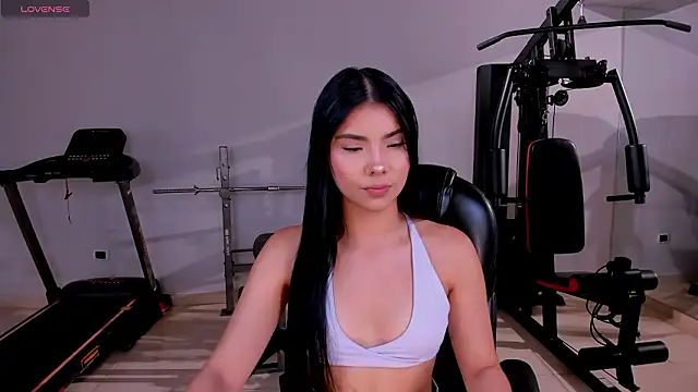 MiaLaurence online show from 03-21-26, 06:56