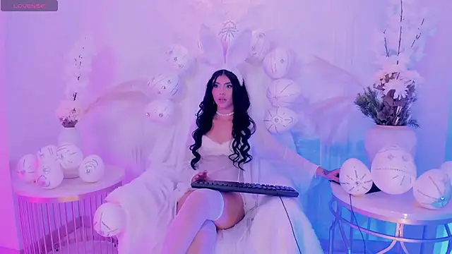 MiaLaurence online show from 04-06-26, 09:16