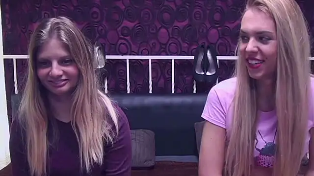 BlondeWitches online show from 11-12-25, 11:30