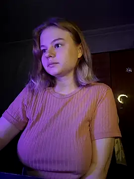 Snapshot of SlipperSherry chatting on 10-11-25, 03:35 SlipperSherry online show from 10-11-25, 03:35