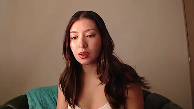 Snapshot of -Ivonny chatting on 09-26-25, 11:11 -Ivonny online show from 09-26-25, 11:11