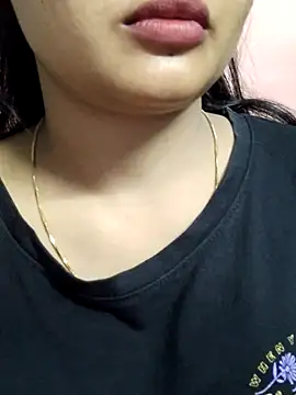 Snapshot of DPK25 chatting on 06-16-26, 01:33 DPK25 online show from 06-16-26, 01:33