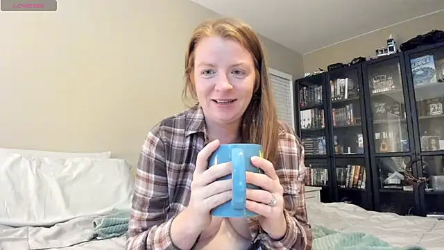 LndsyR90 online show from 11-22-25, 03:16