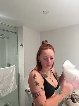 kelsred12 online show from 04-11-26, 04:32