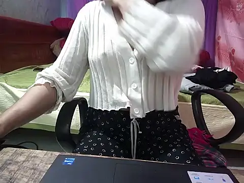 Xue weng online show from 12-20-25, 12:24