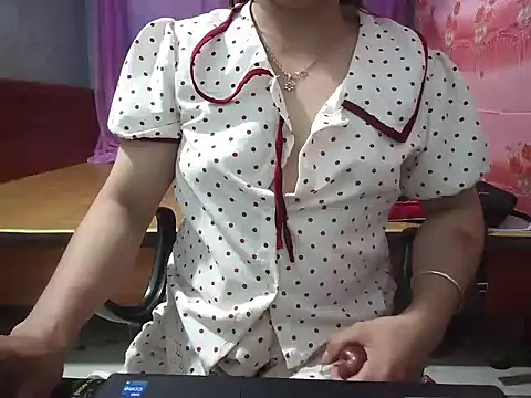 Xue weng online show from 05-28-26, 04:24