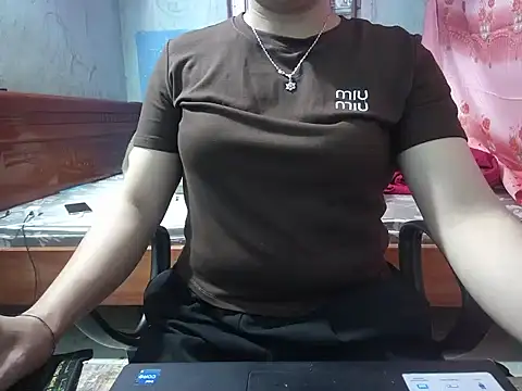Xue weng online show from 04-24-26, 05:42