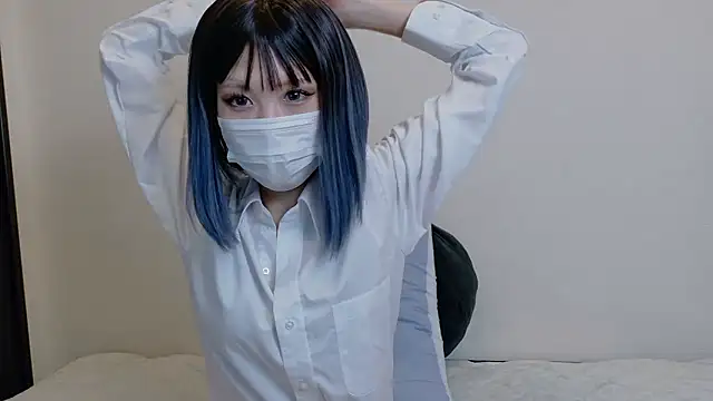 sarina at online show from 04-24-26, 09:33