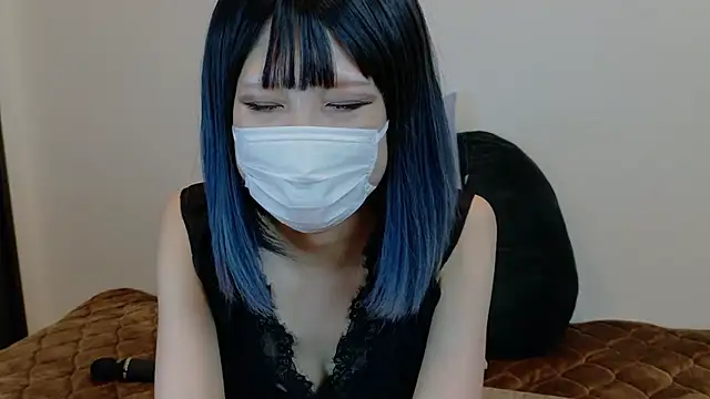 sarina at online show from 11-26-25, 09:31