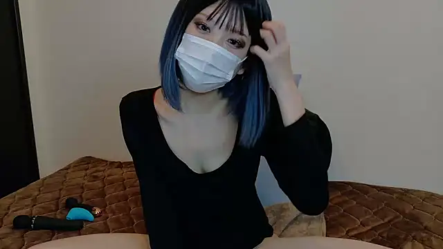 sarina at online show from 12-16-25, 04:28