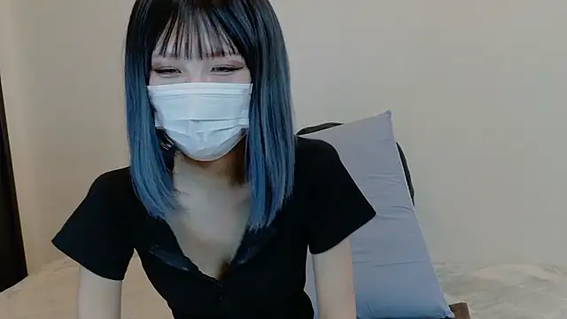 sarina at online show from 03-19-26, 04:34